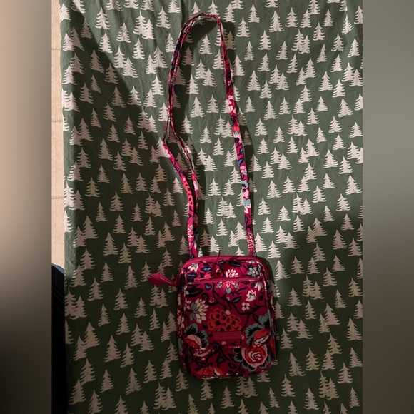 Vera bradley Cross body/hipster New without Tags - Picture 2 of 4